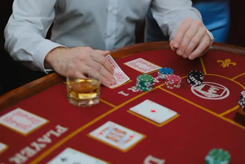 Double Deck Blackjack Strategy: A Counter's Real Read